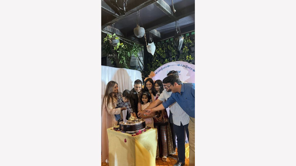 વરાછાની પ્રખ્યાત કેન્ડોર IVF સેન્ટર લિમિટેડના નવા સોપાનના ૬ વર્ષ પૂર્ણ: ભવ્ય સ્નેહમિલન અને સામાજિક સંકલ્પ સાથે ઉજવણી