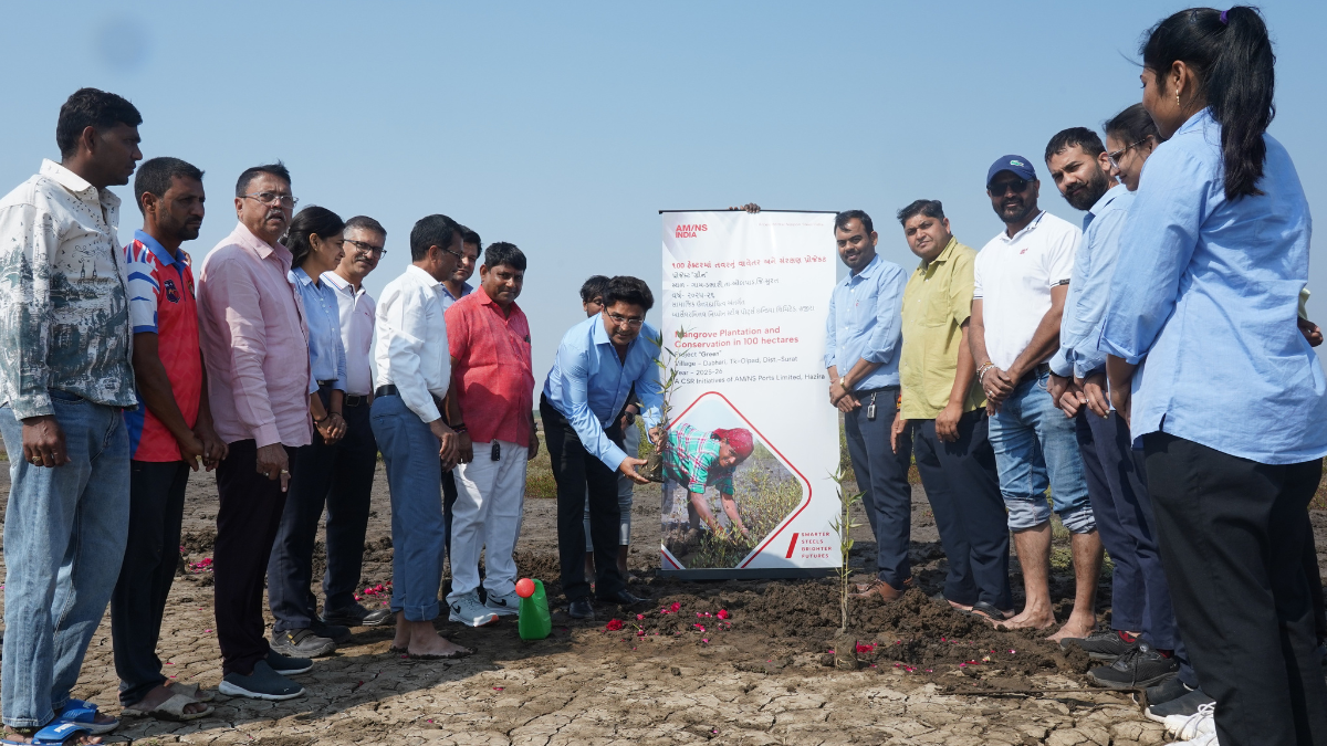 AM/NS Indiaનું સુરતમાં વિશાળ સ્તરે મૅન્ગ્રોવ વાવેતરની સાથે ગ્રીન કવરનું વિસ્તરણ