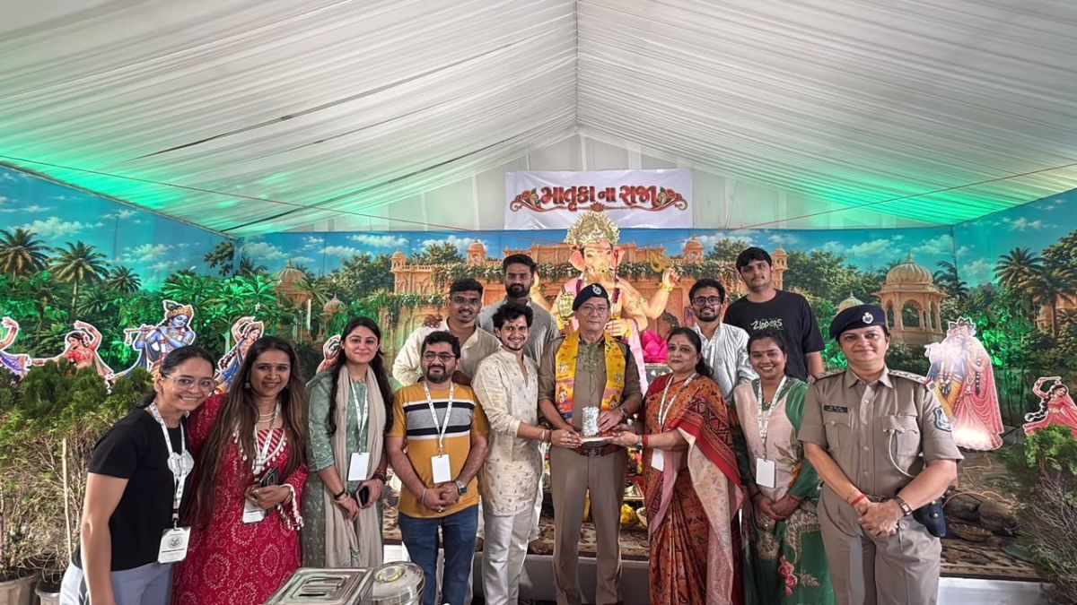 માતૃકા ફાઉન્ડેશન ટ્રસ્ટના ‘માતૃકા ચા રાજા’માં ‘વૃંદાવન’ થીમ, થર્મોકોલ-પીઓપી વિના સજાવાયેલા પંડાલે ગણેશ ભક્તોના મન મોહ્યા